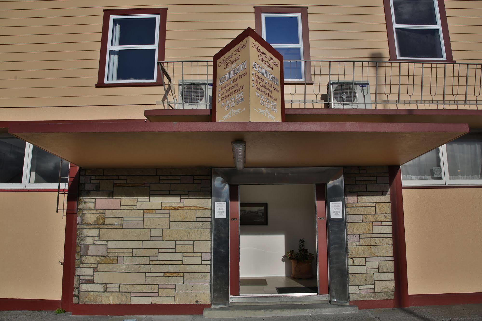 Masonic Hotel Waitara Kültér fotó